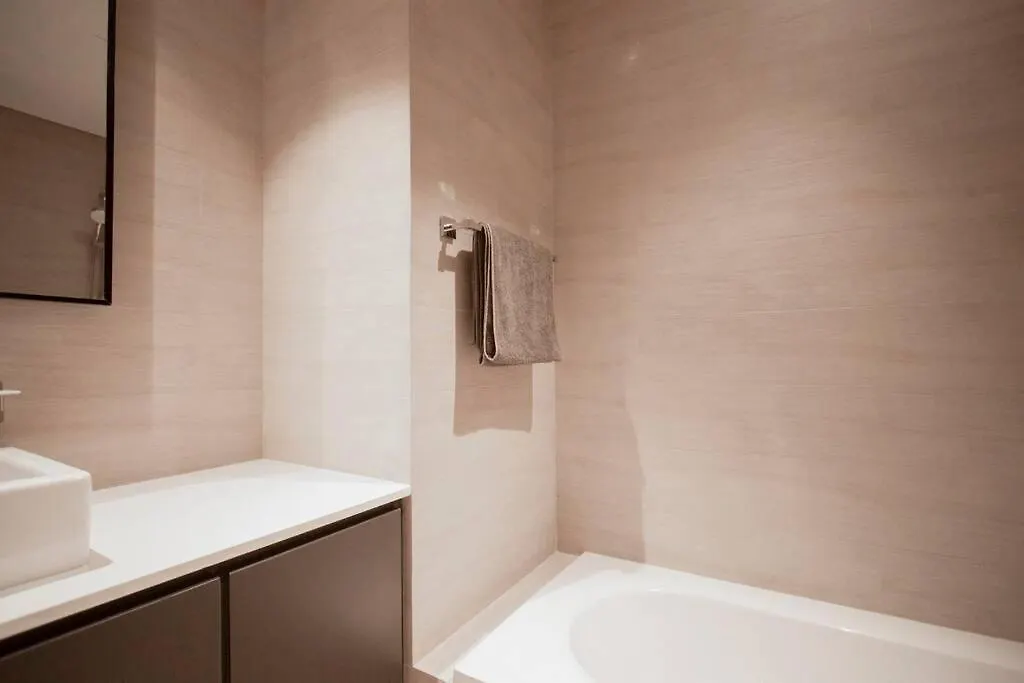 Beautiful Apartament In Sharjah 0*,